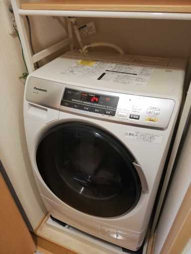 【美品】Panasonic プチドラム洗濯機 NA-VD100L