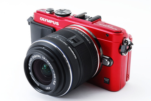 OLYMPUS Pen Lite E-PL6 レッド レンズキット★極上美品★自分撮りできる★8GB新品SDカード、外付けフラッシュ付き！