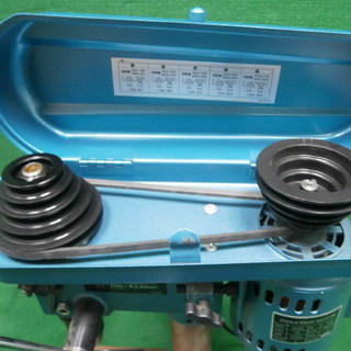 ☆中古品 東芝（TOSHIBA）卓上ドリル DPE-13B 鉄工13㎜ 木工24㎜ バイス付き 100V / 卓上ボール盤☆