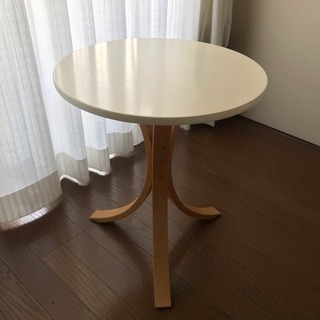 IKEA FORNBRO サイドテーブル