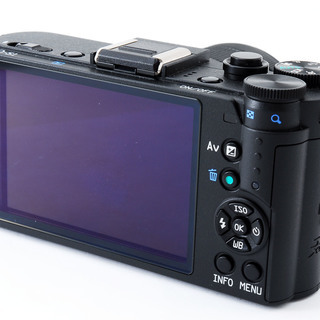 Pentax Q-S1 レンズキット ブラック★極上美品★超小型軽量★8GB 新品SDカード、ストラップ付き