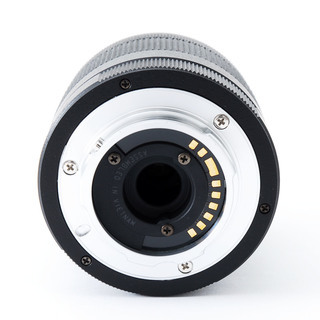 Pentax Q-S1 レンズキット ブラック★極上美品★超小型軽量★8GB 新品SDカード、ストラップ付き