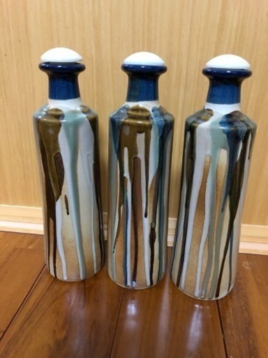 やちむん泡盛入れ容器（4合）3本セット