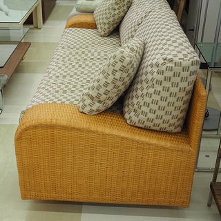 札幌市/清田区 　カサブランカ   羽毛ソファー　籐編　幅187cm×奥行 78cm× 高さ 80cm