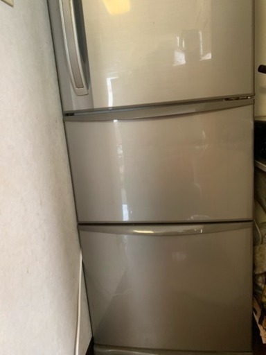 東芝339大型冷蔵庫です。