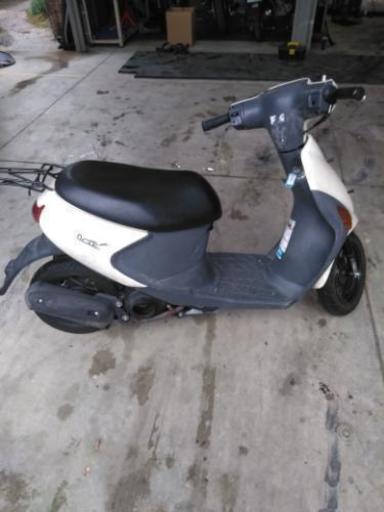 SUZUKIレッツ4