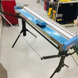極東産機 手動壁紙糊付け機  B-8【リライズ野田愛宕店】【店頭引取限定】【中古品】１点限り早い者勝ち！