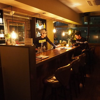 Rb Bar 銀座コリドー街に居心地の良いバーが誕生 低価格 お洒落 カラオケ無料 ソファ席有り 団体歓迎 Gaku Iwash 新橋のバー の無料広告 無料掲載の掲示板 ジモティー