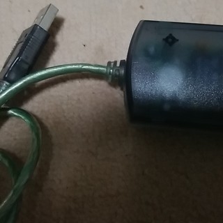 USBハブ（相当古いです）