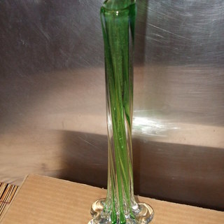 花瓶　緑色　　インテリア　
