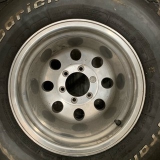 値下⭐️サバーバン等 中古タイヤホイール 4本セット  バリ溝 33×12.5OR15LT⑤