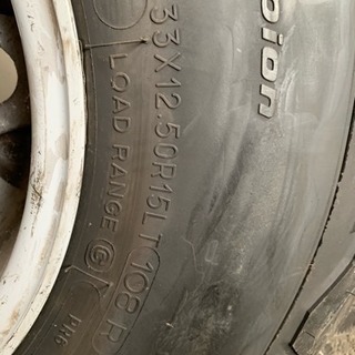 値下⭐️サバーバン等 中古タイヤホイール 4本セット  バリ溝 33×12.5OR15LT⑤