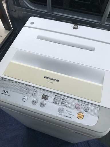 取引中2016年製高年式パナソニック全自動洗濯機容量5キロ。千葉県内配送無料。設置無料。