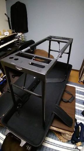 Roland JUNO-DS88, GATORキャリー付きケース