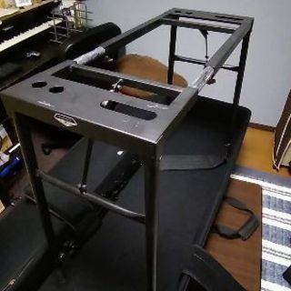 Roland JUNO-DS88, GATORキャリー付きケース