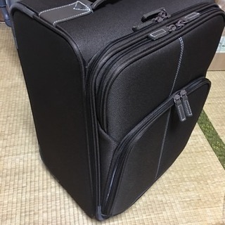 中古 キャリーケース 受取日限定4/28