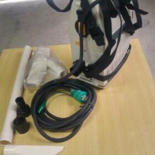 マキタ 携帯用集塵機(未使用) 女性でも使いやすい軽さです