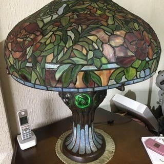 ステンドグラスランプ ティファニーレプリカ（大）