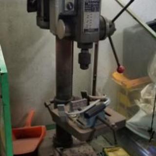 整備に必須工具　ボール盤　買ったら高い物ですよ❗