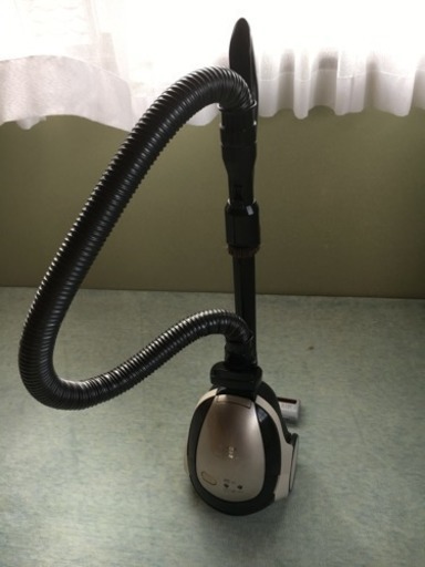 紙パック式掃除機
