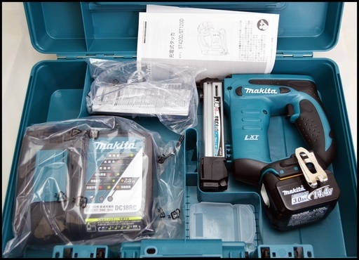 新品 マキタ 14.4V 3.0Ah ST120DRF 充電式タッカ 3Ah コードレスタッカー 未使用