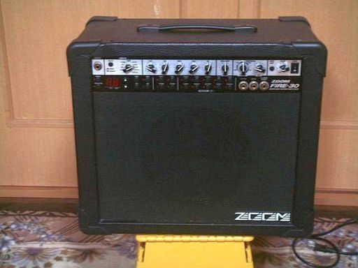 取引中です~ZOOMのモデリングギターアンプ FIRE-30 取引中です~ZOOMのモデリングギターアンプ FIRE-30