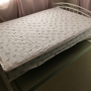 千葉発 アイアンベッドフレーム ダブル 大塚家具 千葉発 アイアンベッドフレーム ダブル 大塚家具 千葉発 アイアン