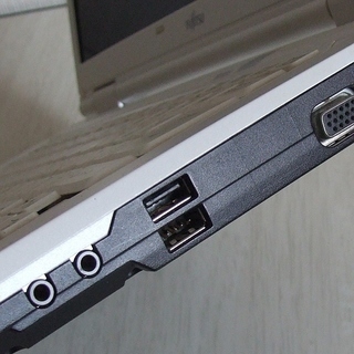 Fujitsu FMV-BIBLO NF40Y ノートパソコン　7