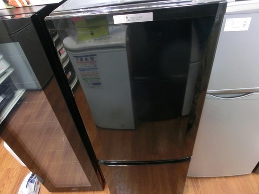 【トレファク府中店】黒いボディーのMITSUBISHIの2ドア冷蔵庫！！