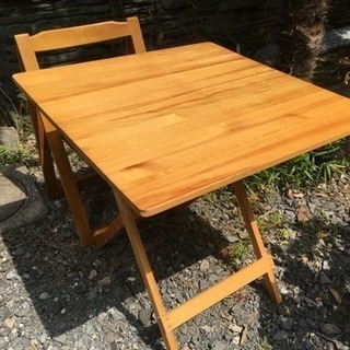 ★ 純木★ 純木材　折り畳みテーブルと折り畳み椅子1脚のセット