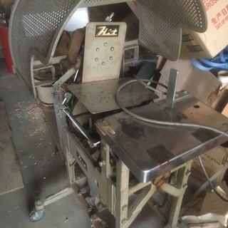 H it製結束機 100Vで稼働