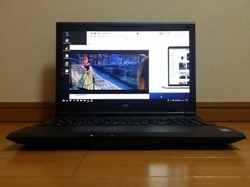 ★美品　ノートPC Windows10 Ms-Office2016 カメラ