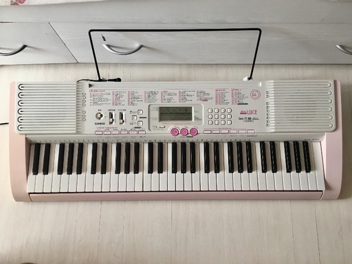 CASIO キーボード ピンク 光ナビLUCE LK-105 電子ピアノ