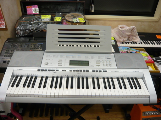 CASIO ベーシックキーボード　電子ピアノ　ピアノ CTK-4000　鍵盤楽器　スタンド付き　札幌　西岡店