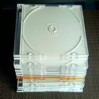 未使用のCDケース15枚差し上げます。