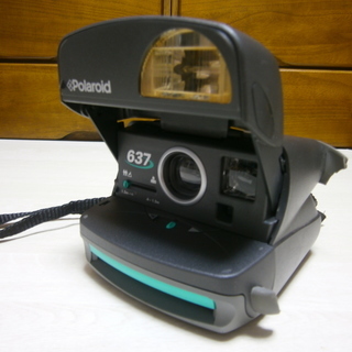 《引渡完了》Polaroid　ポラロイドカメラ　６３７　【ジャンク】