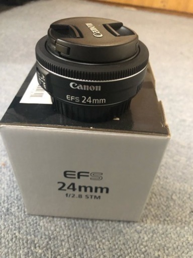 CanonのEFS-24mm F2.8(パンケーキレンズ)