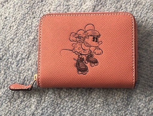 コーチ　COACH　財布　ディズニー　コラボ　ミニーマウス