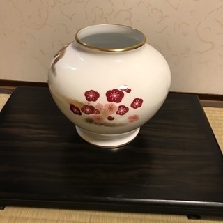大倉陶園  花瓶  花器  金彩縁