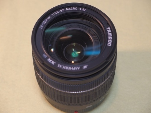 ★★　TAMRON製 ズームレンズ（28～200mm, F3.8--5.6）Aspherical ★★　お譲りします。 ニコン,ソニーその他メーカーのカメラ本体とも組合せが可能で,とても便利！