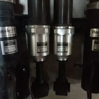 ご成約済み】☆車高調☆日産ﾘｰﾌ用（ZE0型）RS-R【 Basic i 】