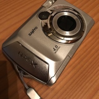 デジタルカメラ 乾電池式 デジカメ レトロ サンヨー Sanyo