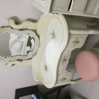 姫家具★白ドレッサー★購入価格１８万円