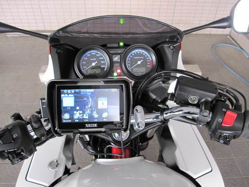 ホンダ　CB400SB　２０１１年限定カラー　距離極少☆装備多☆車庫保管☆転倒無