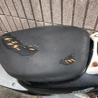 50ccのバイク、ずっと駐車場で置いてまんまですからサビ、汚れ、非常にダメージがあります 50ccのバイク、ずっと駐車場で置いてまんまですからサビ、汚れ、非常に