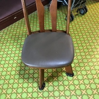 食卓の椅子・回転式