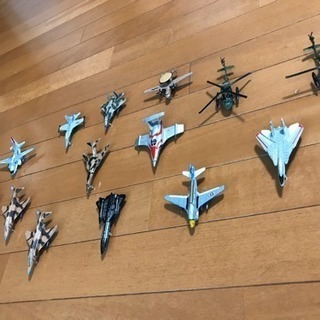 ジャンク品 戦闘機 戦闘ヘリ マットアロー1号 合計14機 にじ 上大岡のおもちゃ 乗り物 ミニチュア の中古あげます 譲ります ジモティーで不用品の処分