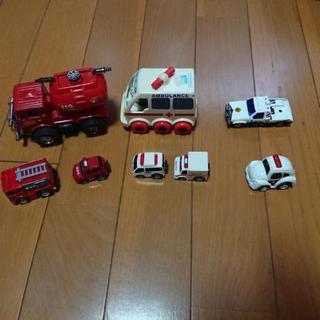 消防車と救急車とパトカーのセット