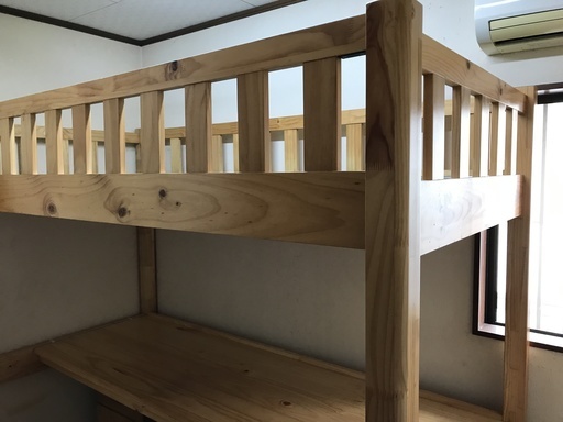 柔らかな質感の ニトリ　システムロフトベッド　木製 ロフトベッド