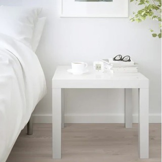 IKEA　サイドテーブル　ハイグロス ホワイト（２つ）